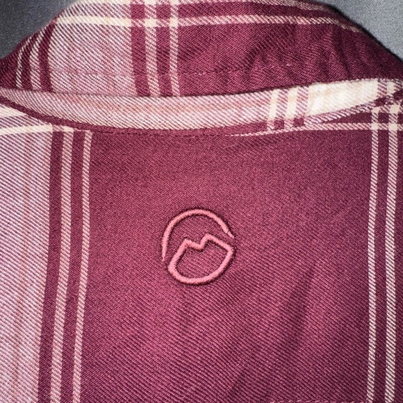 Woman’s Willow Creek Boyfriend Fit Plaid Shirt - Picture 9 of 13